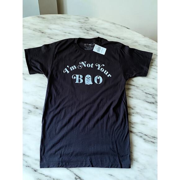 Woman's Halloween Im not you Boo T-Shirt New Size Small/Medium - Picture 1 of 8